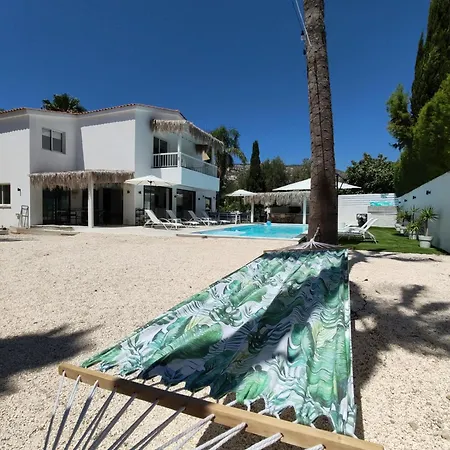Villa Five Palms