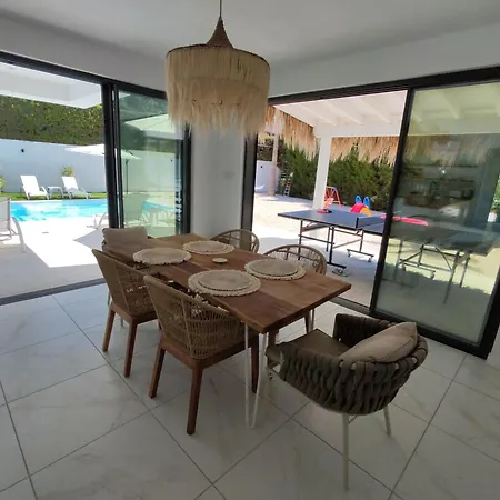 Five Palms *